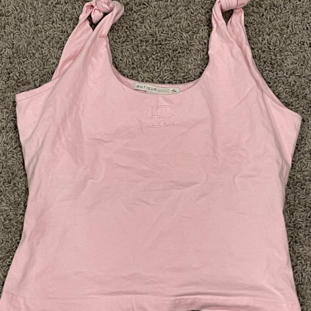 Pink Tank - Picture 1 of 3